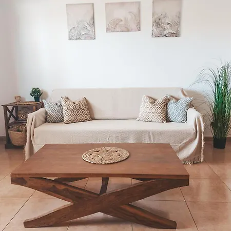 Evita Papagayo * Corralejo